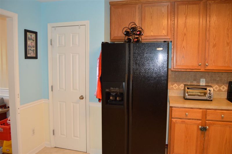2404 Summit Dr, Hillsborough, NC 27278