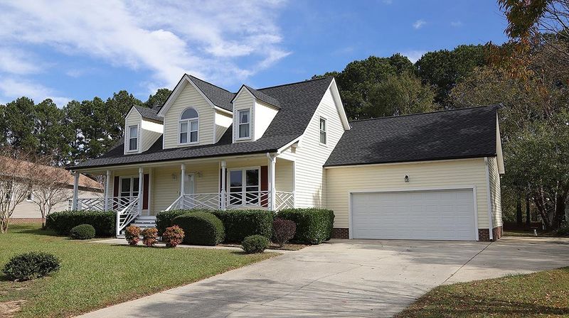 2404 Whitset Pl, Willow Springs, NC 27592