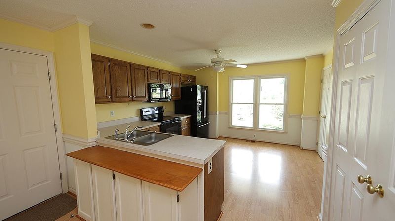 2404 Whitset Pl, Willow Springs, NC 27592