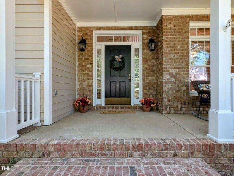 2405 Flints Pond Cir, Apex, NC 27523