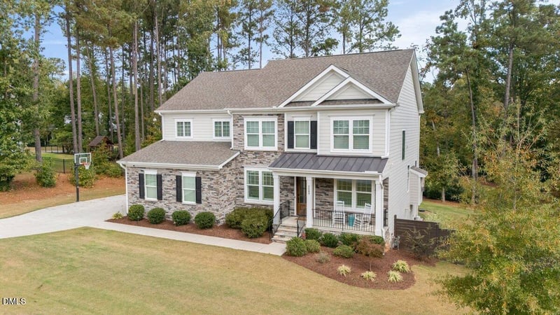 2405 Flume Gate Dr, Raleigh, NC 27603