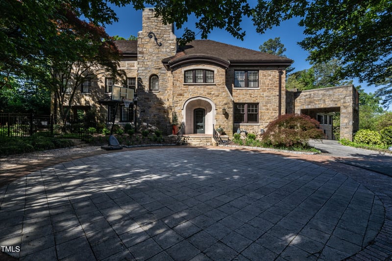 2405 Glenwood Ave, Raleigh, NC 27608