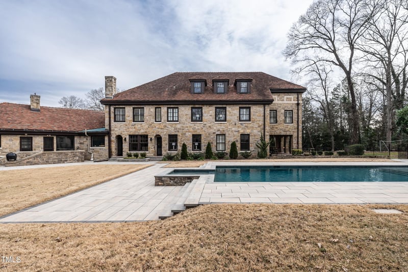 2405 Glenwood Ave, Raleigh, NC 27608