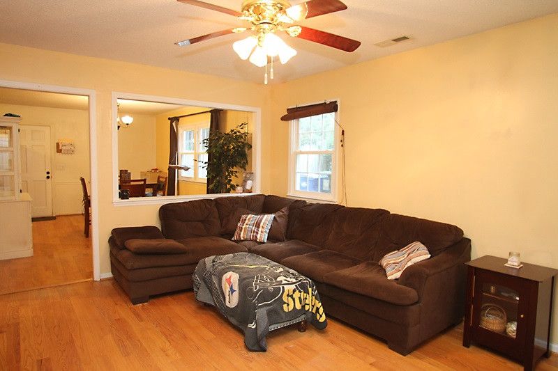 2405 Keith Dr, Raleigh, NC 27610