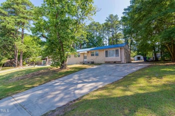 2405 Rock Quarry Rd, Raleigh, NC 27610