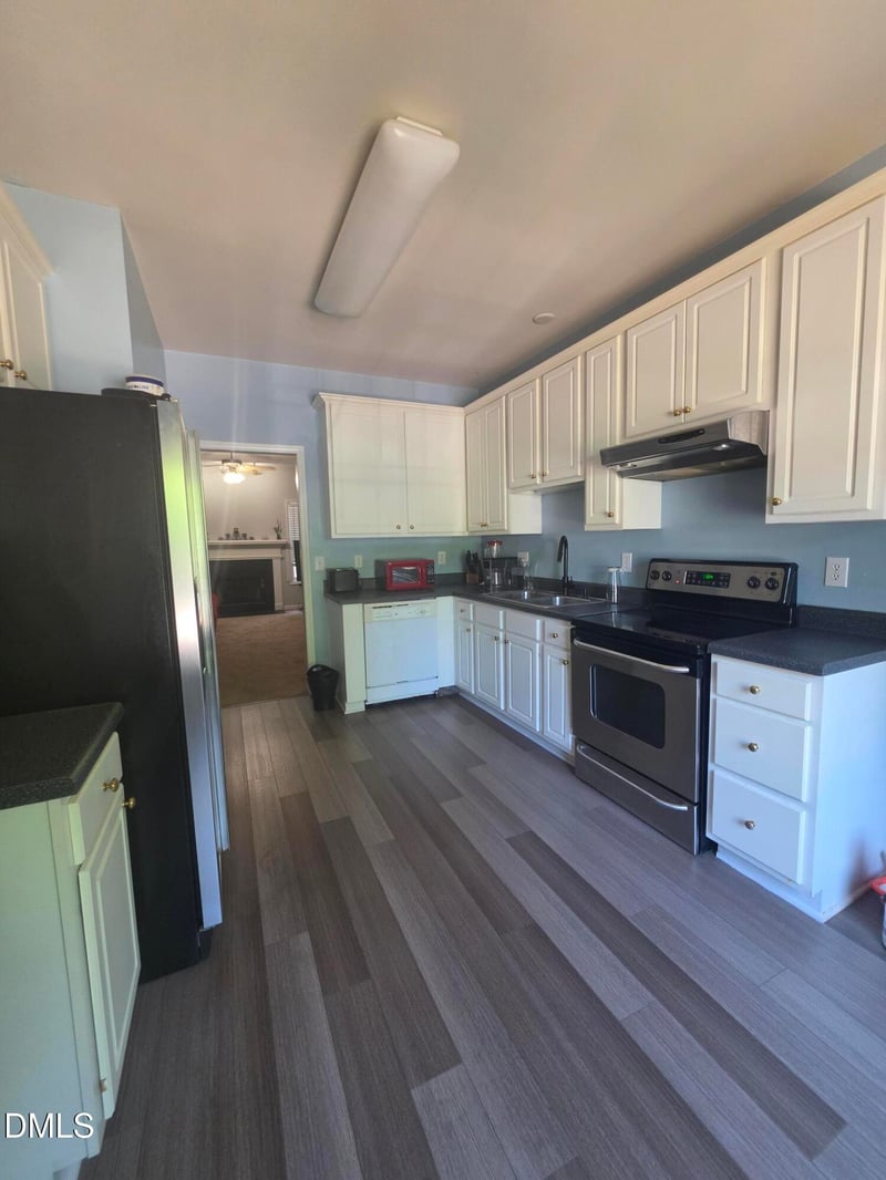 2405 Trout Stream Dr, Raleigh, NC 27604