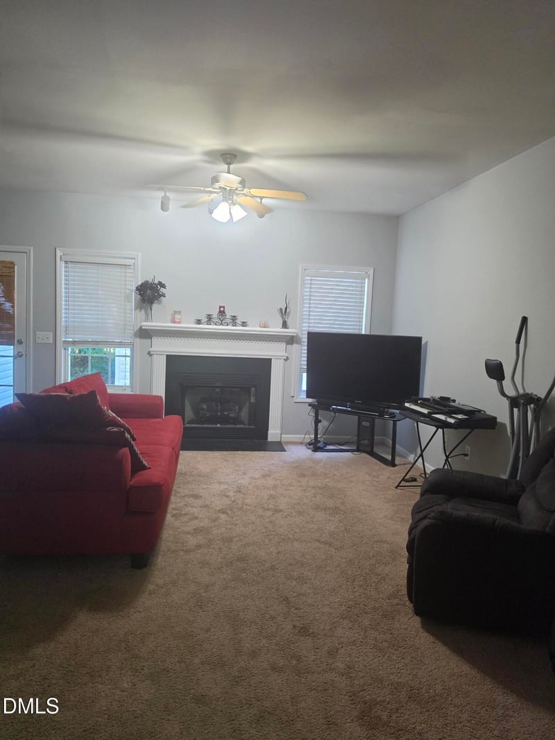 2405 Trout Stream Dr, Raleigh, NC 27604