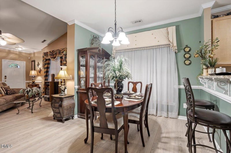 2405 Valley Haven Dr, Raleigh, NC 27603