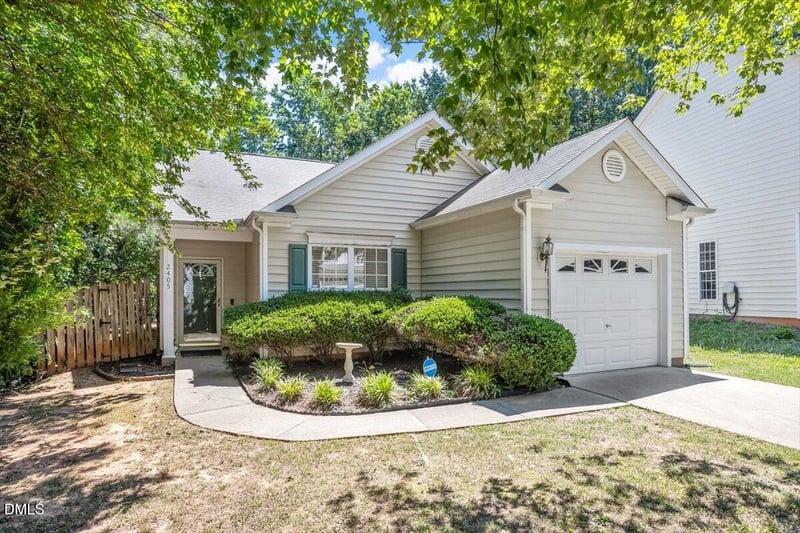 2405 Valley Haven Dr, Raleigh, NC 27603