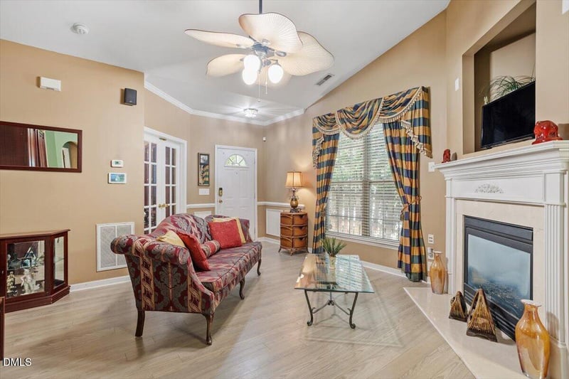 2405 Valley Haven Dr, Raleigh, NC 27603