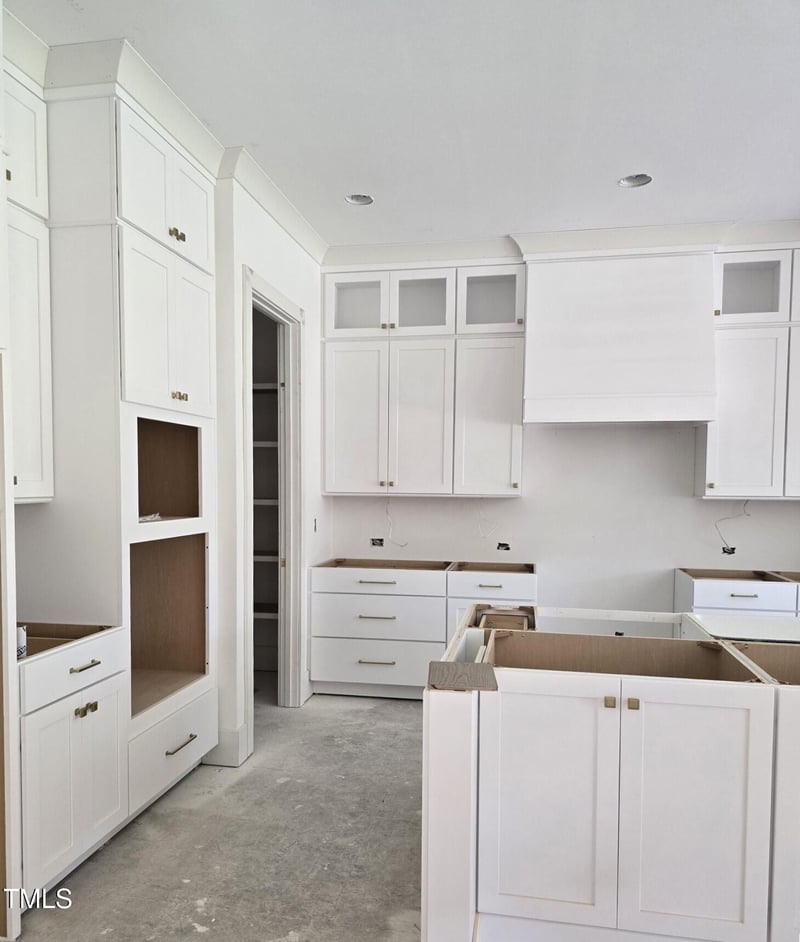2406 Belvinwood Dr, Fuquay Varina, NC 27526