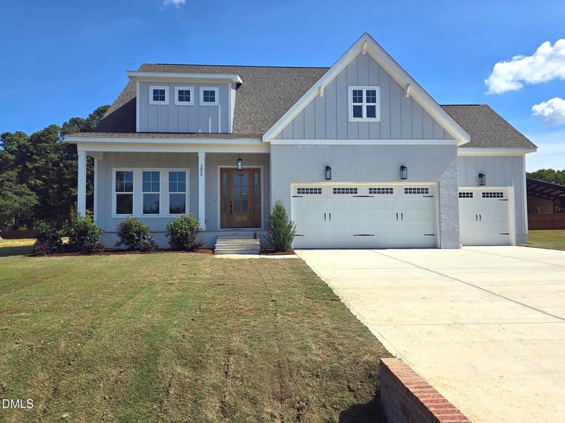 2406 Belvinwood Dr, Fuquay Varina, NC 27526