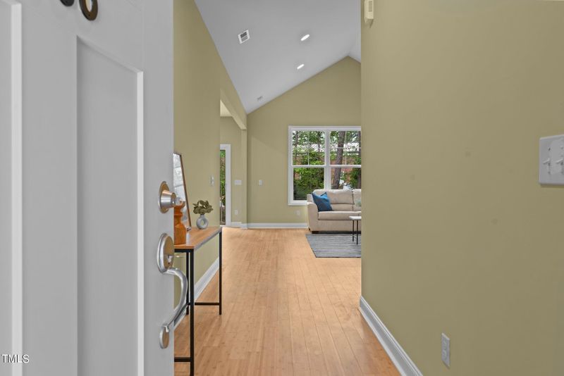 2406 Buckingham Dr, Sanford, NC 27330