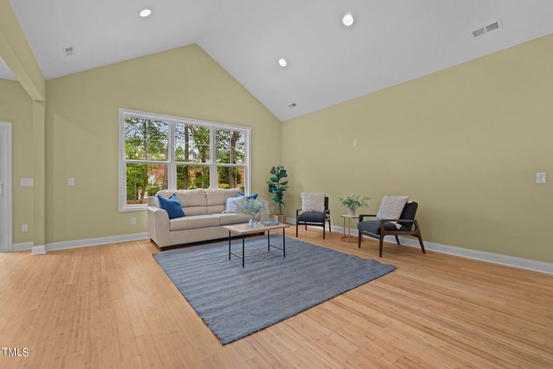 2406 Buckingham Dr, Sanford, NC 27330