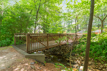 2406 Oxford Rd, Raleigh, NC 27608