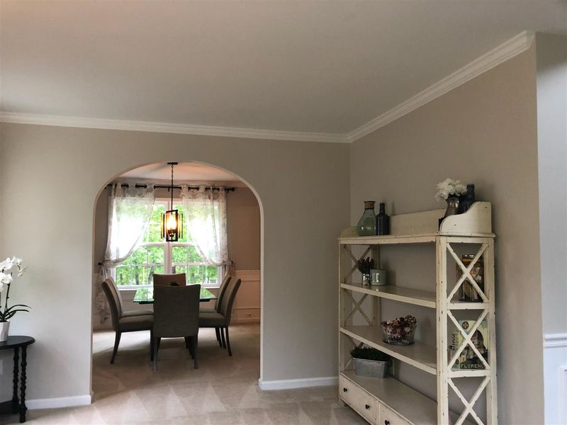 2406 Summit Dr, Hillsborough, NC 27278