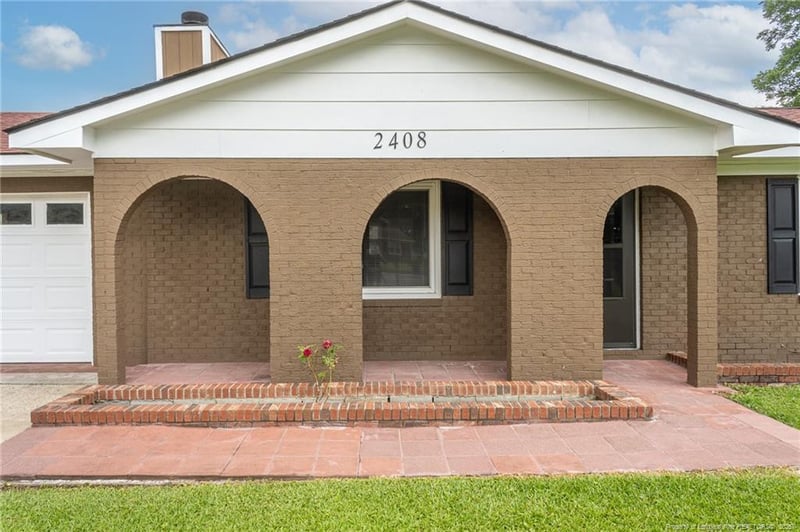 2408 Crabtree Ct, Fayetteville, NC 28304