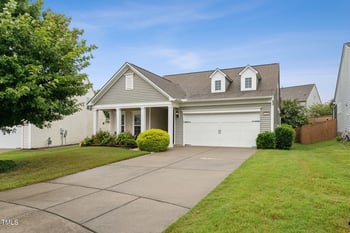 2408 Fiddich Ln, Fuquay Varina, NC 27526
