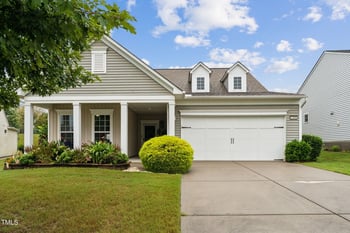 2408 Fiddich Ln, Fuquay Varina, NC 27526