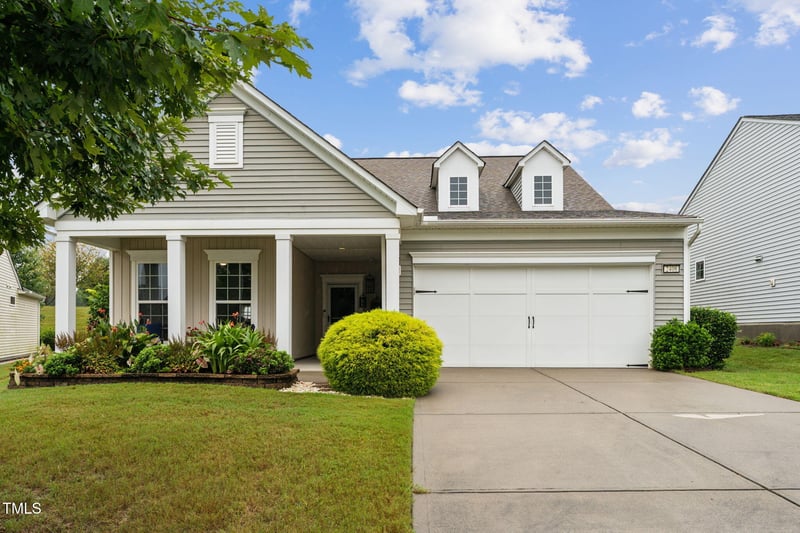 2408 Fiddich Ln, Fuquay Varina, NC 27526