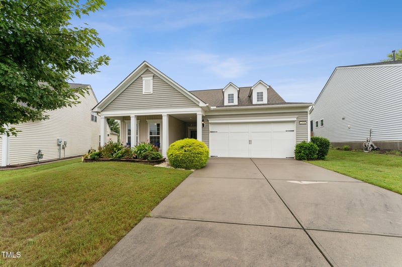 2408 Fiddich Ln, Fuquay Varina, NC 27526
