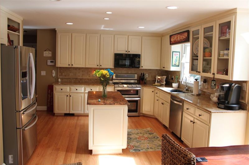 2408 Mica Mine Ln, Wake Forest, NC 27587