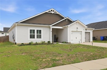 2408 Spinning Wheel Rd, Fayetteville, NC 28306