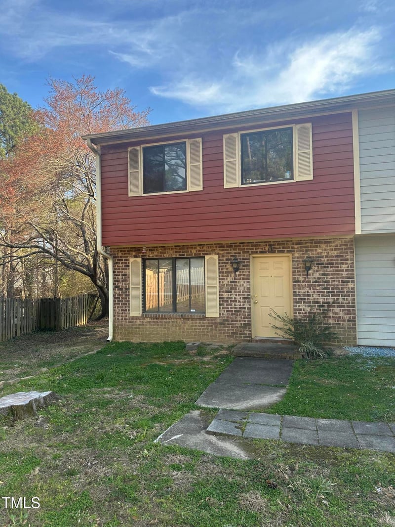 2408 Stadium Dr #A, Durham, NC 27704