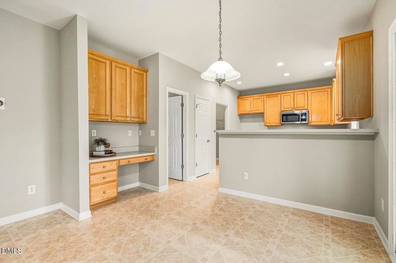 2408 Stately Oaks Dr, Raleigh, NC 27614