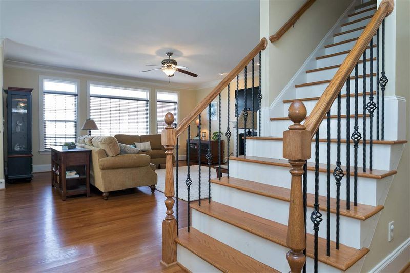 2408 Thurrock Dr, Apex, NC 27539