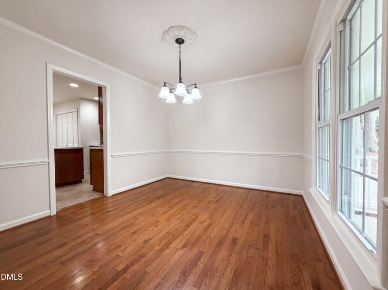 2408 White Oak Cir, Clayton, NC 27520
