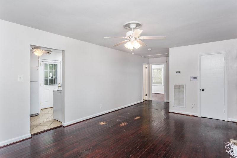 2409 Boswell Rd, Raleigh, NC 27610