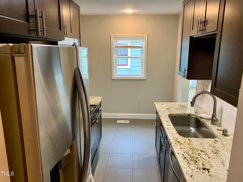 2409 Chapel Hill Rd #A, Durham, NC 27707