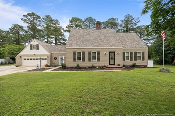 2409 Cypress Lakes Rd, Hope Mills, NC 28348