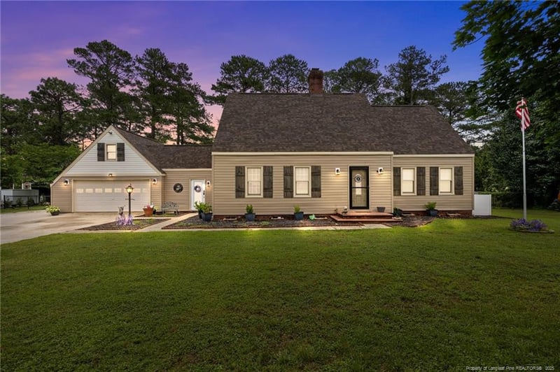 2409 Cypress Lakes Rd, Hope Mills, NC 28348