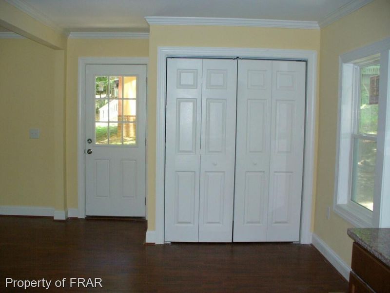 2409 Dover St, Sanford, NC 27330