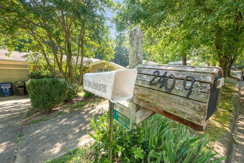 2409 Foxtrot Rd, Raleigh, NC 27610