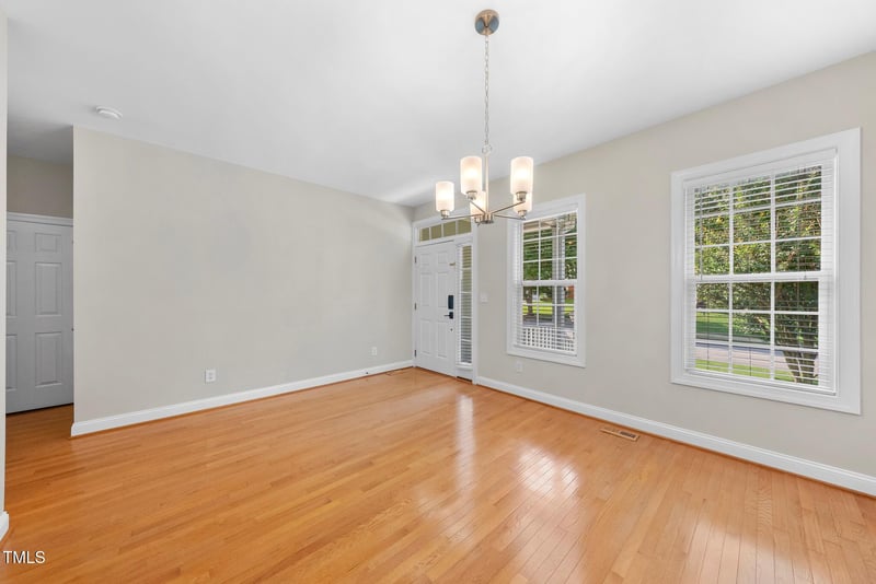 2409 Horizon Hike Ct, Raleigh, NC 27603