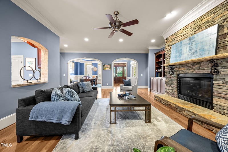 2409 Loring Ct, Raleigh, NC 27613