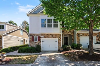 2409 Memory Ridge Dr, Raleigh, NC 27606
