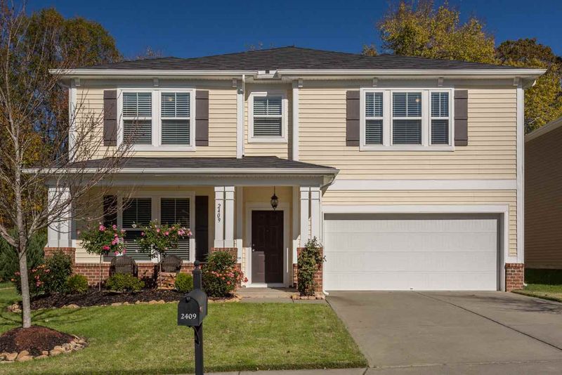 2409 Pear Tree Ln, Durham, NC 27703