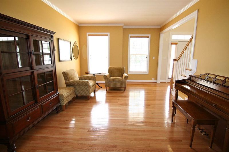 2409 Rogerson St, Raleigh, NC 27614