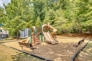 2409 Thurrock Dr, Apex, NC 27539