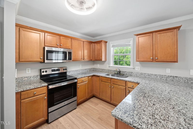 241 Bear Oak Dr, Smithfield, NC 27577