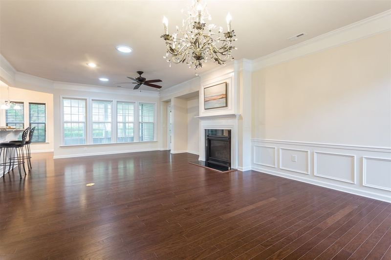 241 Elverson Pl, Cary, NC 27519