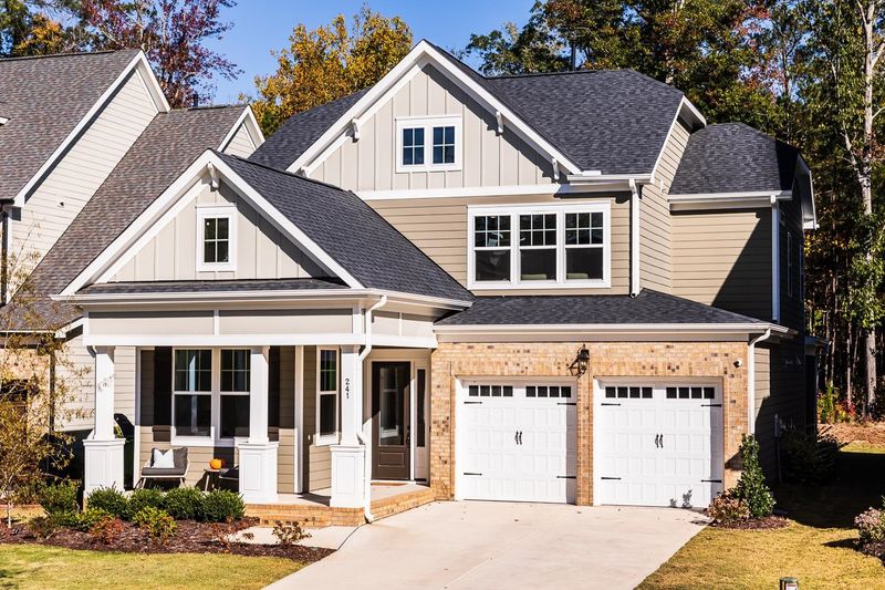 241 Emory Bluffs Dr, Holly Springs, NC 27540