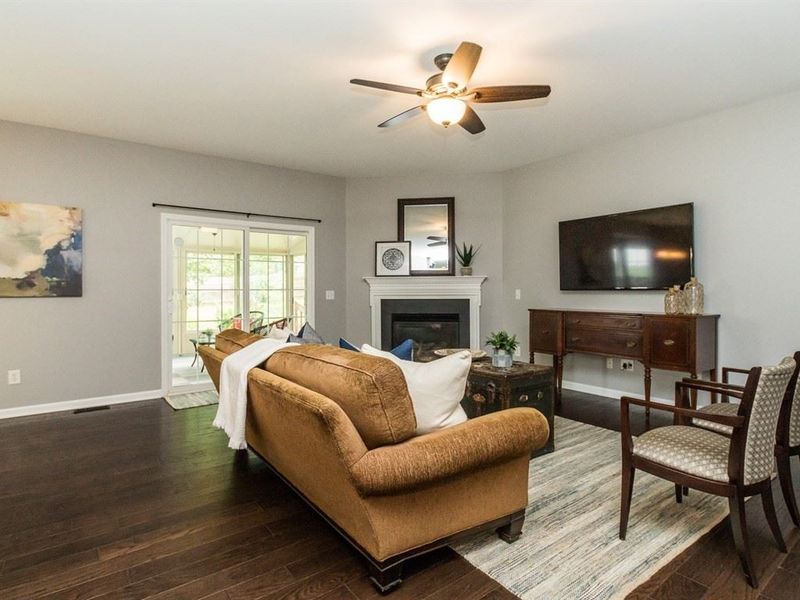 241 Gaffer St, Garner, NC 27529
