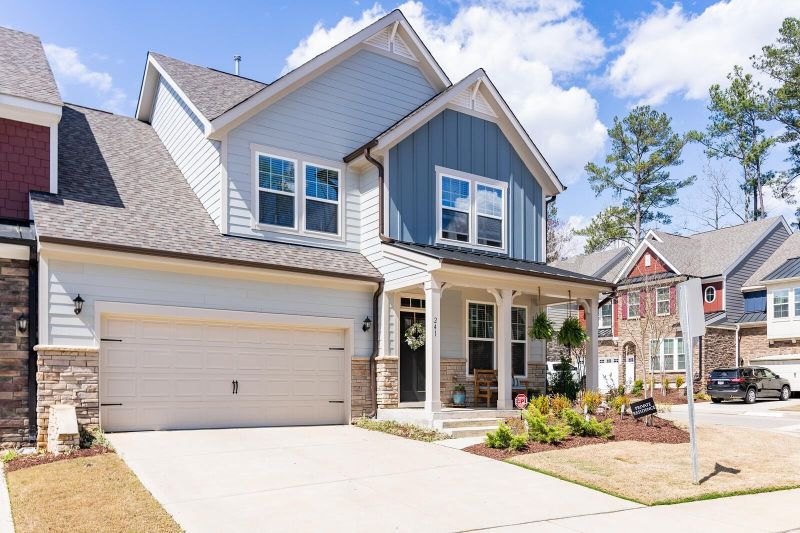 241 Kentigern Dr, Raleigh, NC 27606