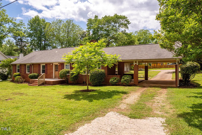 241 Lydia Ln, Hillsborough, NC 27278