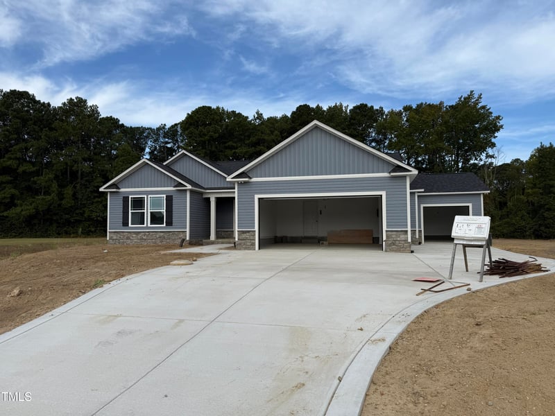 241 Maxwell Farm Ln, Selma, NC 27576